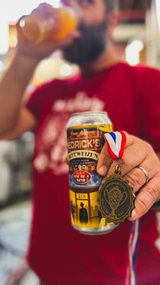 Add another GOLD medal to Hedrick’s Hefeweizen track record! 🥇😎 We’re excited an